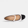 Load image into Gallery viewer, ZIERA ZILLA BLACK ALMOND PATENT
