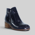 Load image into Gallery viewer, NAKED ARCHES OXLEY 2.0 NAVY PATENT