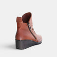Load image into Gallery viewer, CABELLO ELLA WHISKEY