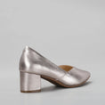 Load image into Gallery viewer, LE SANSA CARLY CHAMPAGNE - Women Sandals - Collective Shoes