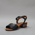 Load image into Gallery viewer, LE SANSA DELTA BLACK - Women Sandals - Collective Shoes