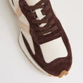 Load image into Gallery viewer, DJANGO & JULIETTE ORANGE CHOCO - CAMEL