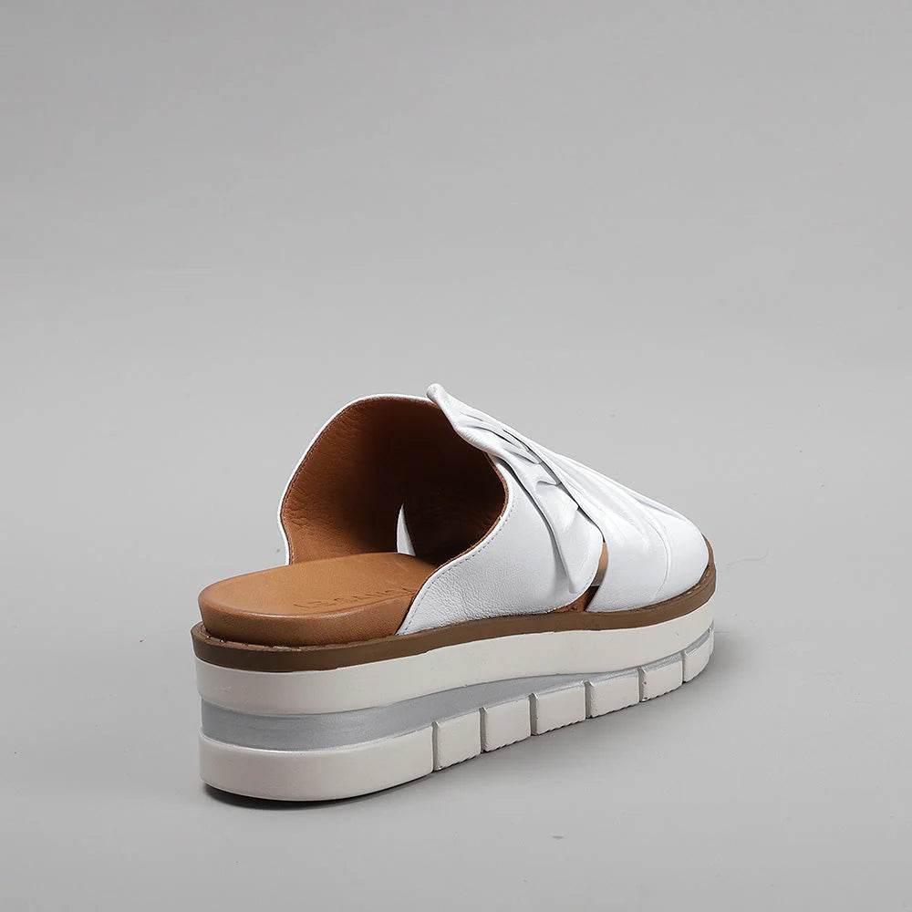 LE SANSA KHLOE WHITE - Women Slip On - Collective Shoes