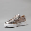 Load image into Gallery viewer, NAKED ARCHES NOBLE CHAMPAGNE - Women Sneakers - Collective Shoes