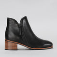 Load image into Gallery viewer, NAKED ARCHES OXLEY 2.0 BLACK - Women Boots - Collective Shoes