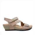 Load image into Gallery viewer, PLANET SHOES NOMAD TAUPE - Women Sandals - Collective Shoes