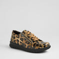 Load image into Gallery viewer, ZIERA SOLAR LEOPARD - Women sneakers - Collective Shoes