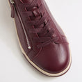 Load image into Gallery viewer, ZIERA AITO BURGUNDY - Women Sneakers - Collective Shoes