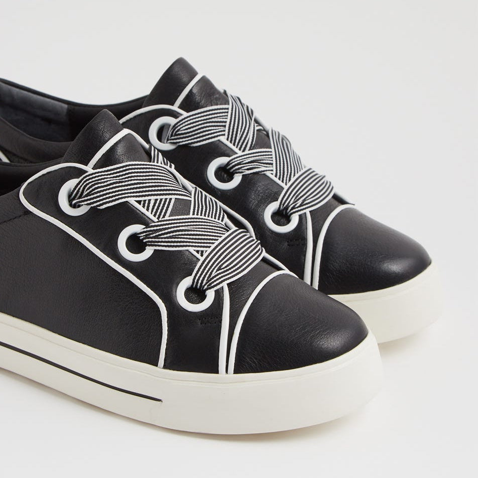 ZIERA ASCOTT BLACK WHITE - Women Sneakers - Collective Shoes