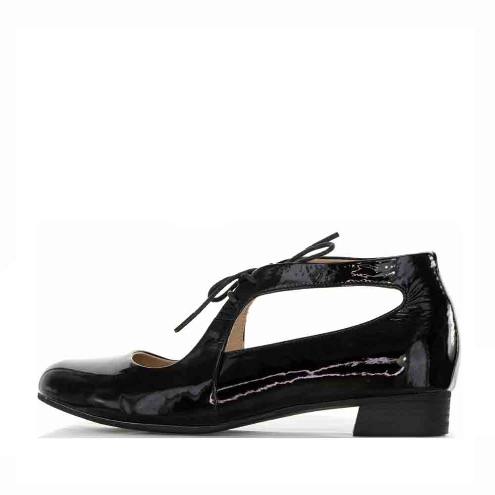 LESANSA BOSS BLACK PATENT - Women Sandals - Collective Shoes