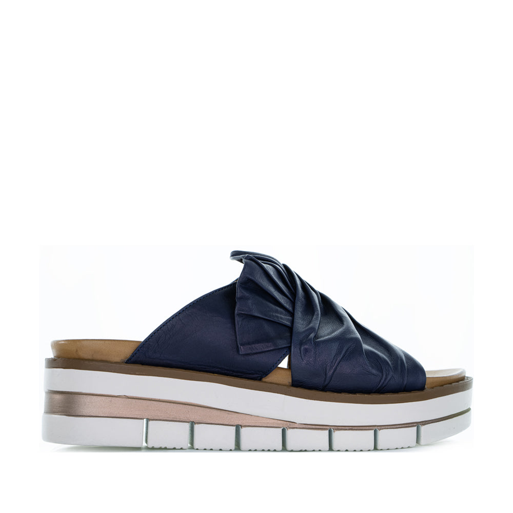 LE SANSA KHLOE NAVY - Women Slip On - Collective Shoes
