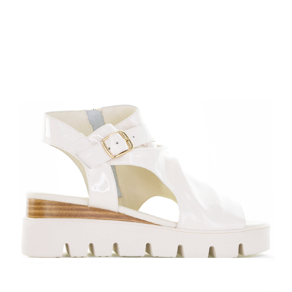 DJANGO & JULIETTE RUFUSS IVORY PAT - Women Sandals - Collective Shoes