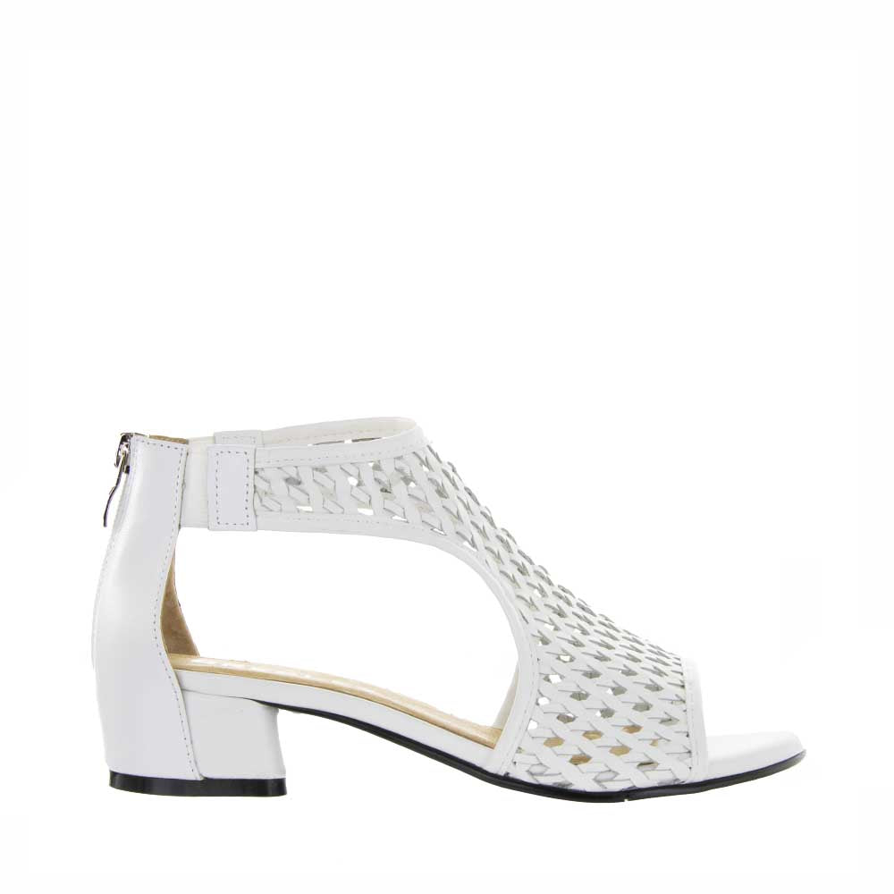 BRESLEY ANGLER WHITE - Women Sandals - Collective Shoes 