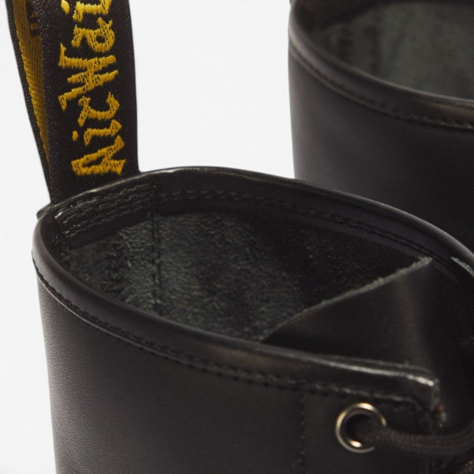 DR MARTENS 1460 8 EYE BLACK NAPPA