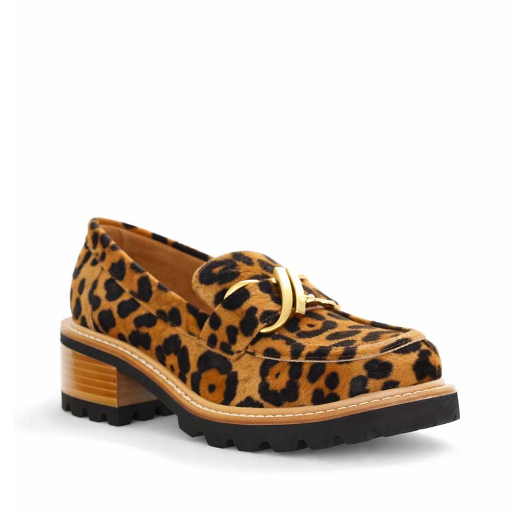 BRESLEY DYLAN TAN LEOPARD - Women Loafers - Collective Shoes 