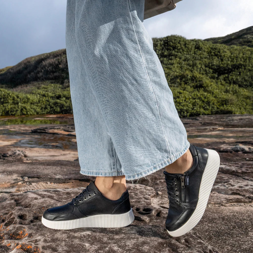 LE SANSA COSCO BLACK - Women sneakers - Collective Shoes 