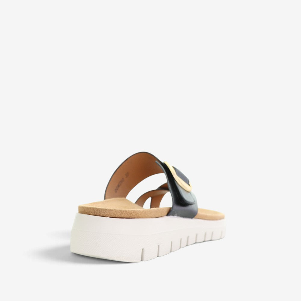 CC RESORTS DOMINO BLACK