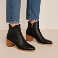 Load image into Gallery viewer, DJANGO & JULIETTE MOCKAS BLACK NATURAL - Women boots - Collective Shoes 

