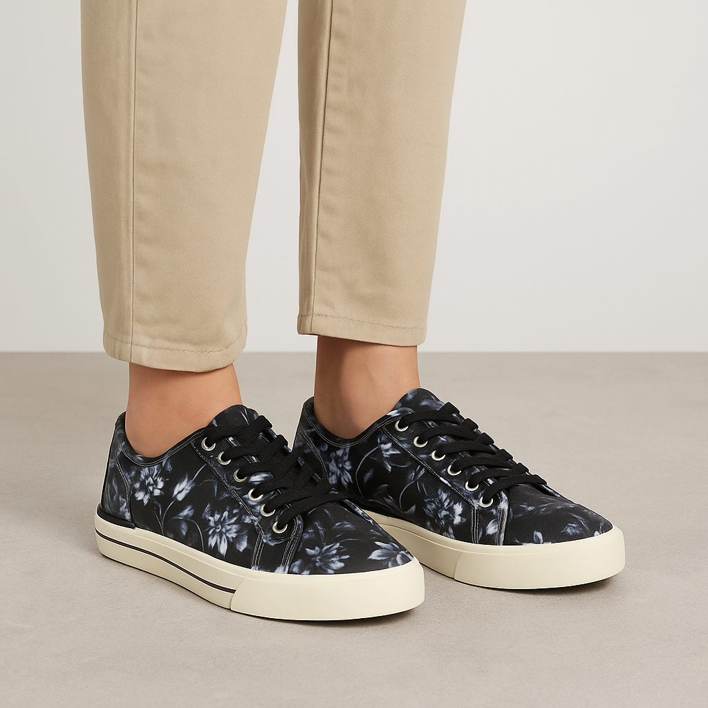 ZIERA ASHLEEN BLACK WHITE FLOWER - Women sneakers - Collective Shoes 