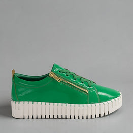 DJANGO & JULIETTE BUMP EMERALD PATENT - Women sneakers - Collective Shoes 