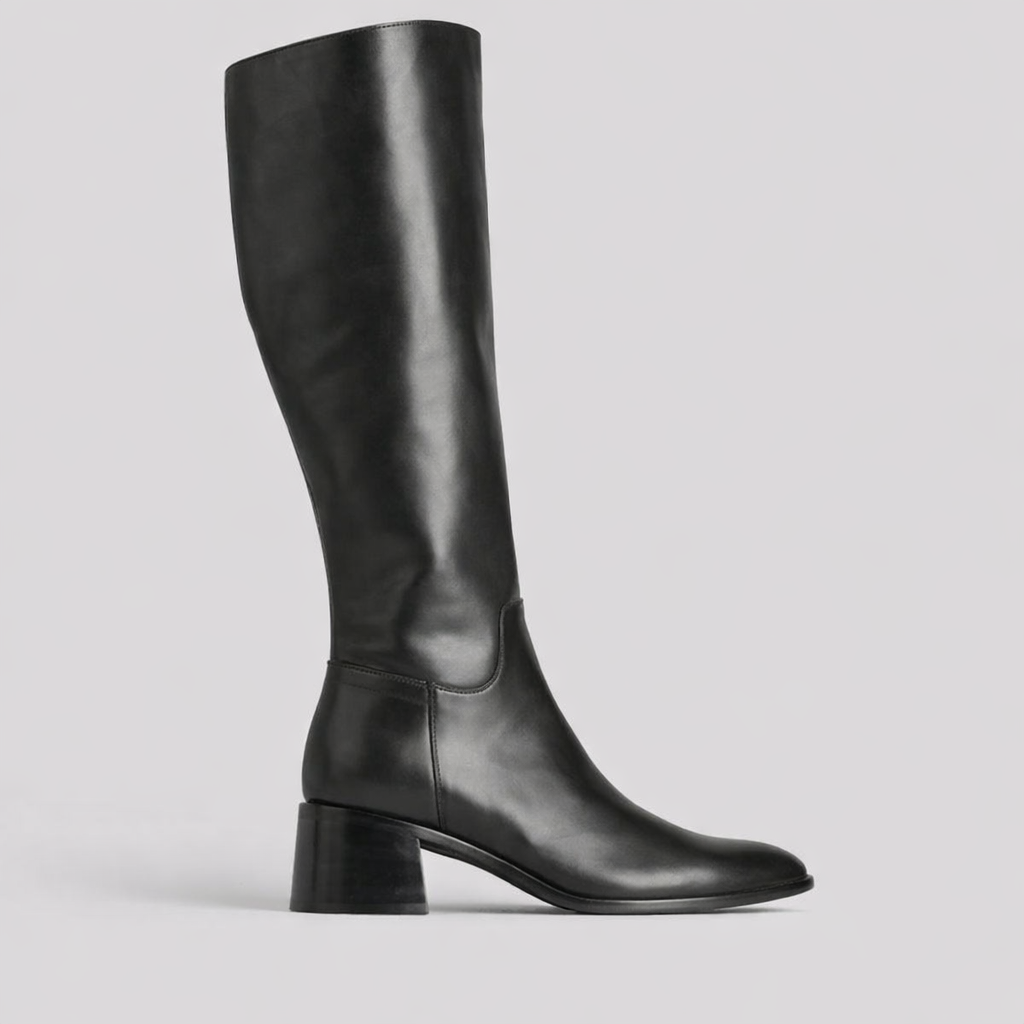 EOS Wyoming Black high boots with sleek black leather and stylish design, perfect for casual or outdoor wear.