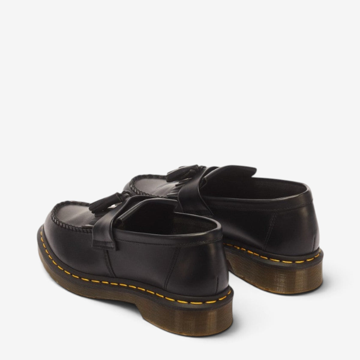 DR MARTENS ADRIAN TASSEL BLACK SMOOTH