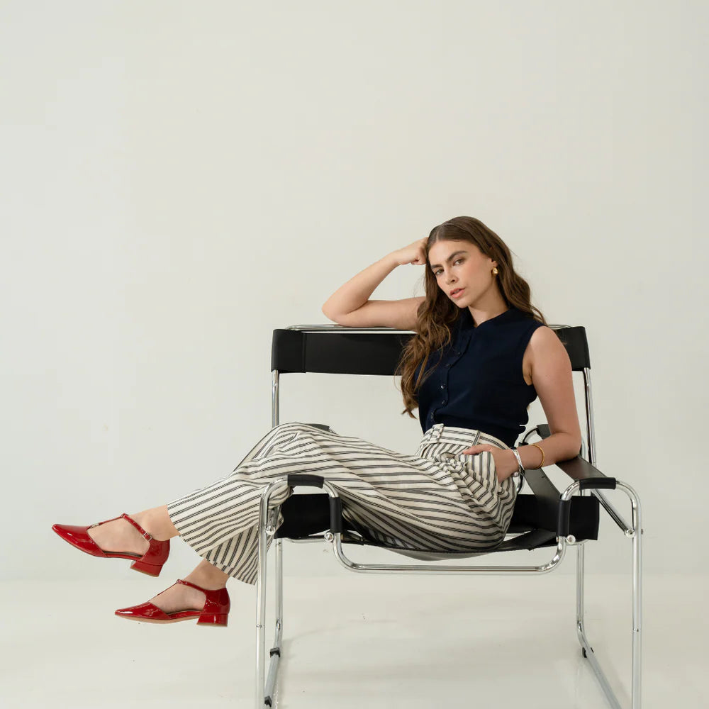 NAKED ARCHES CAPITAL RED - Women Sandals - Collective Shoes 