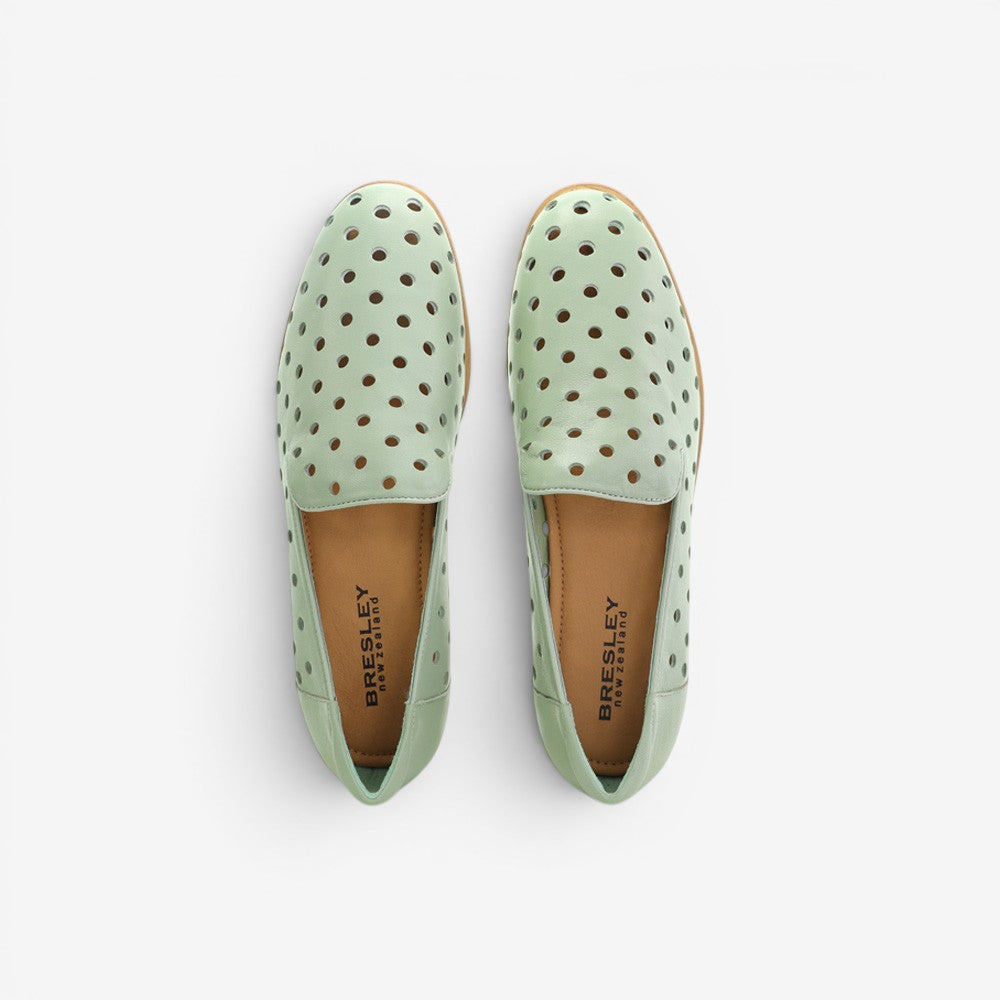 BRESLEY AQUARIUS MINT