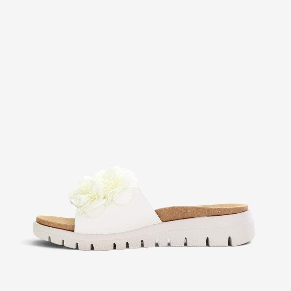CC RESORTS DOMO WHITE