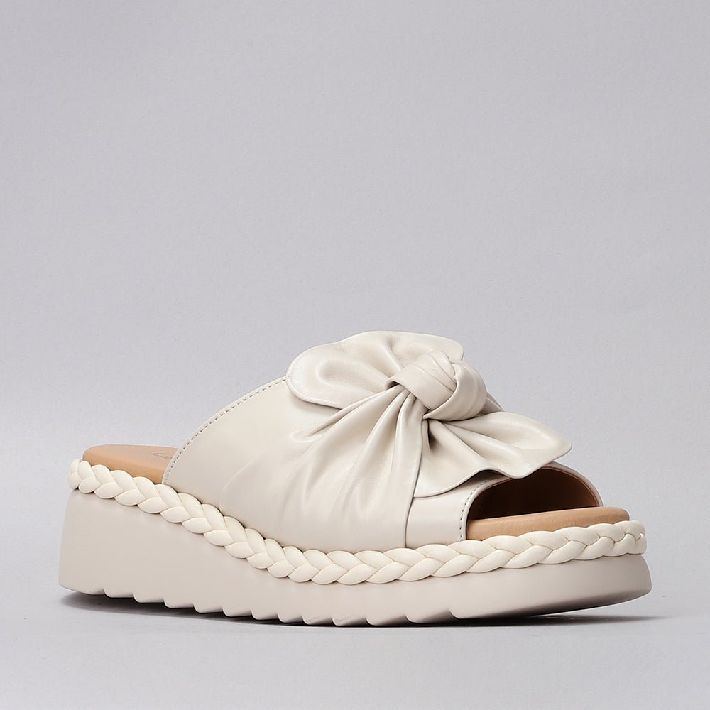 LE SANSA EUDORE CREAM - Women Slides - Collective Shoes 