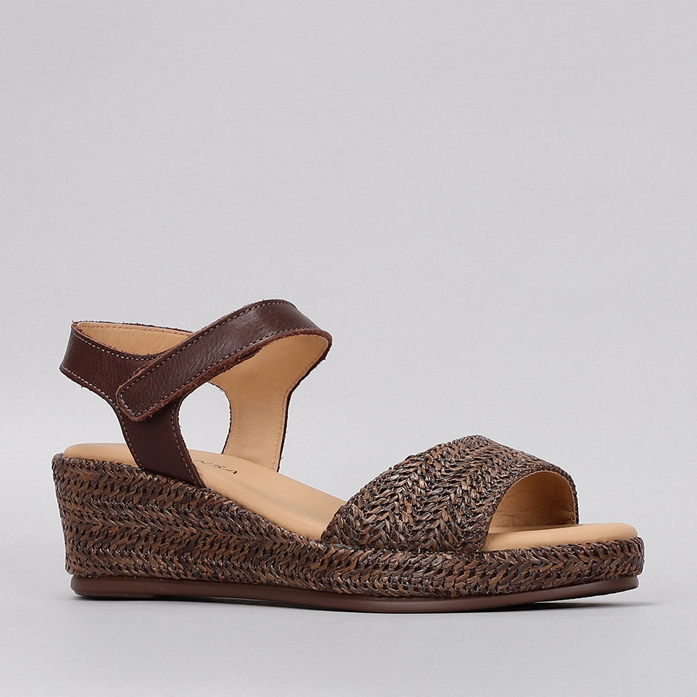 LE SANSA PILIA CHOCOLATE - Women Sandals - Collective Shoes 