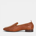 Load image into Gallery viewer, BRESLEY SAGGER COGNAC
