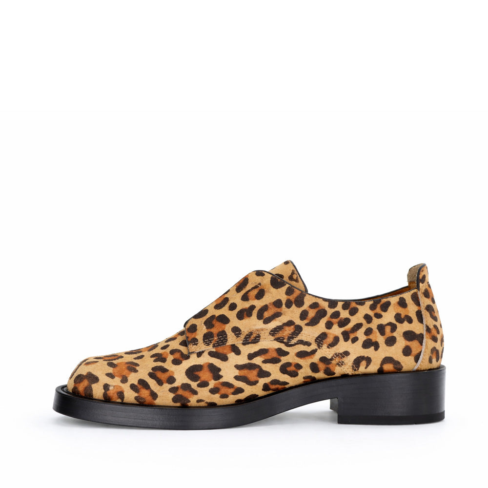 BRESLEY PANDORA TAN LEOPARD - Women Loafers - Collective Shoes 