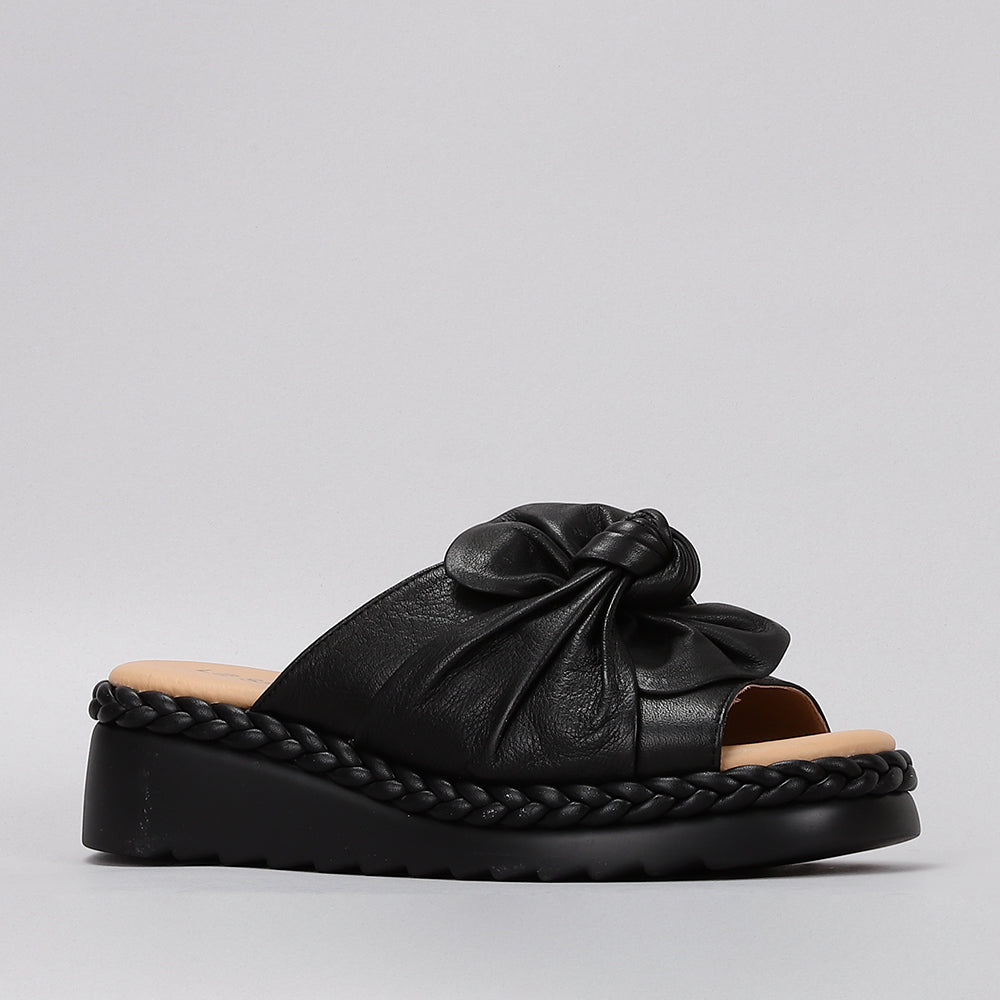 LE SANSA EUDORE BLACK - Women Slides - Collective Shoes 