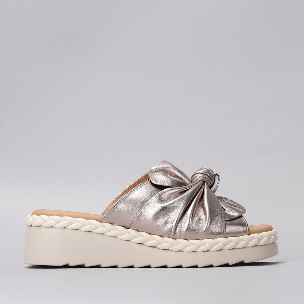 LE SANSA EUDORE CHAMPAGNE - Women Slides - Collective Shoes 