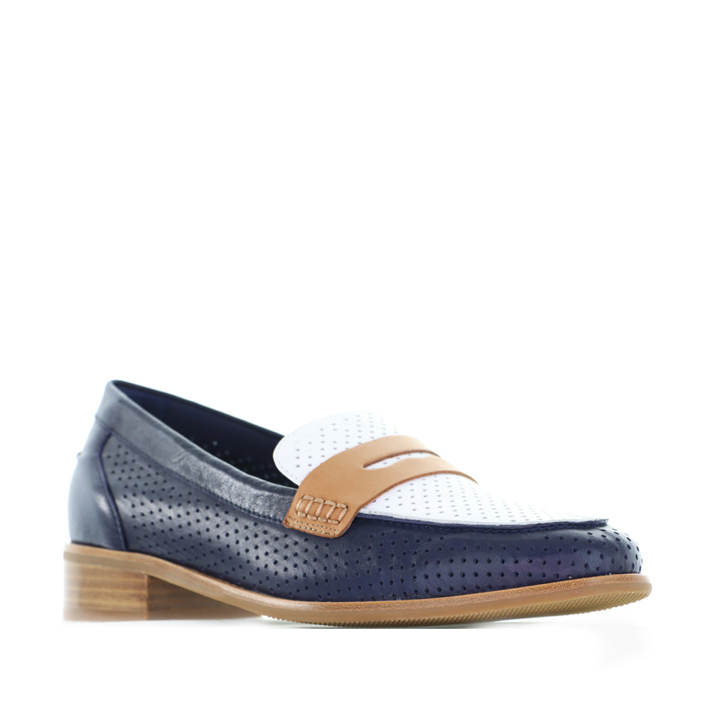 BRESLEY AFRICA NAVY WHITE TAN – Collective Shoes