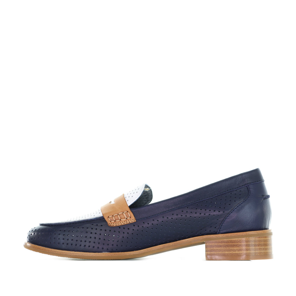 BRESLEY AFRICA NAVY WHITE TAN - Women Loafers - Collective Shoes 