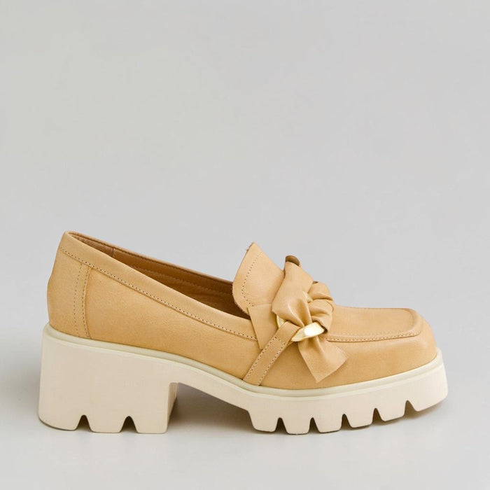 DJANGO & JULIETTE BIZMO CAPPUCCINO - Women Loafers - Collective Shoes 