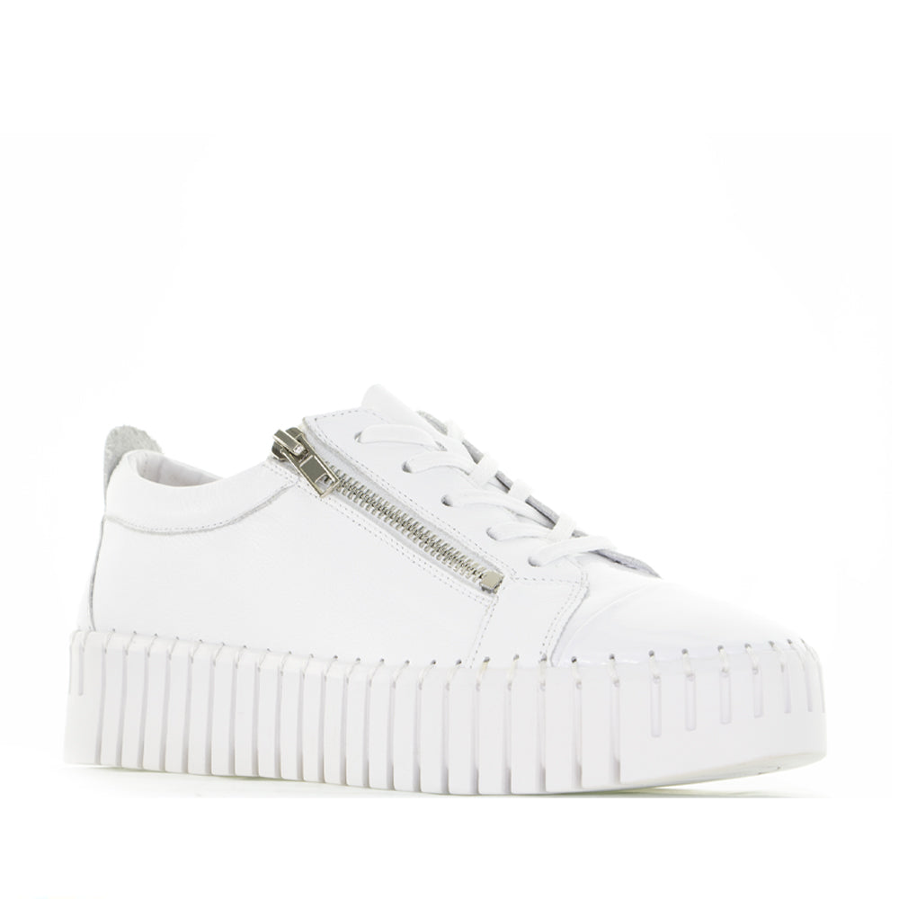 DJANGO & JULIETTE BUCKLEY WHITE - Women Sneakers - Collective Shoes 