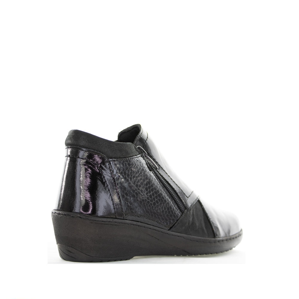 CABELLO CP462-18 BLACK PATENT - Women Boots - Collective Shoes 