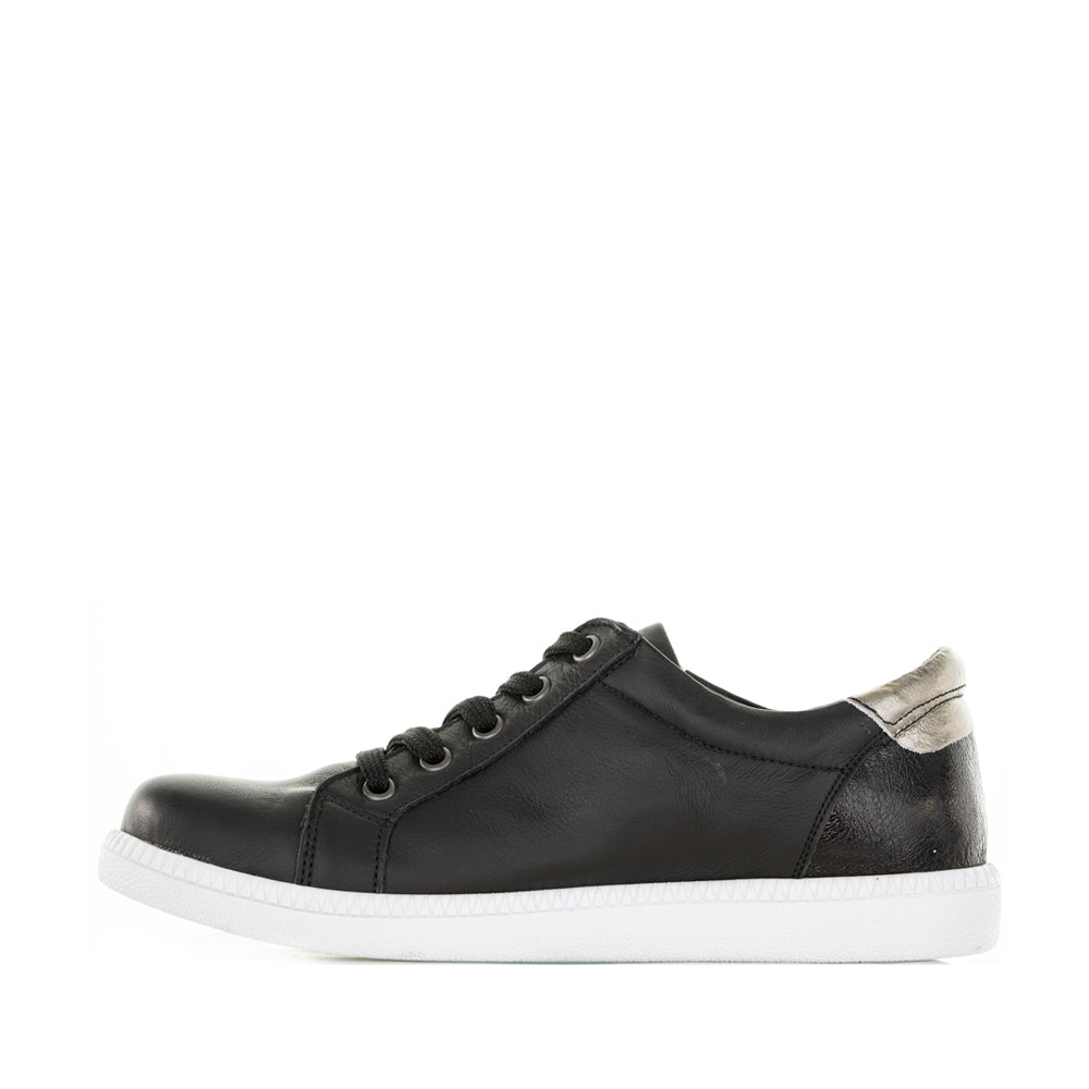 CABELLO EG06 BLACK - Women sneakers - Collective Shoes 