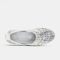 Load image into Gallery viewer, CABELLO CLEAR WHITE PRINT
