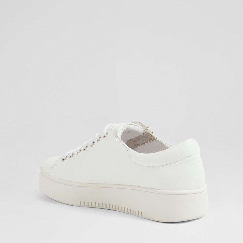 DJANGO & JULIETTE LAILA WHITE - Women Sneakers - Collective Shoes 