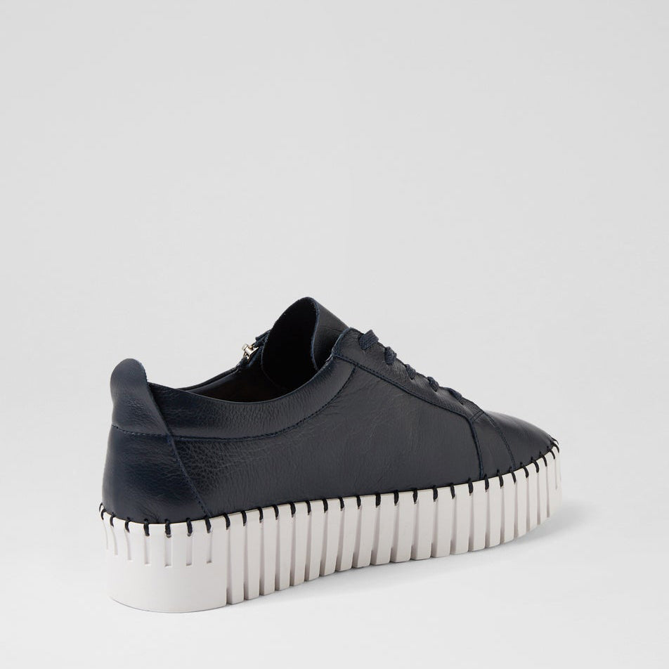 DJANGO & JULIETTE BUMP NAVY WHITE - Women sneakers - Collective Shoes 