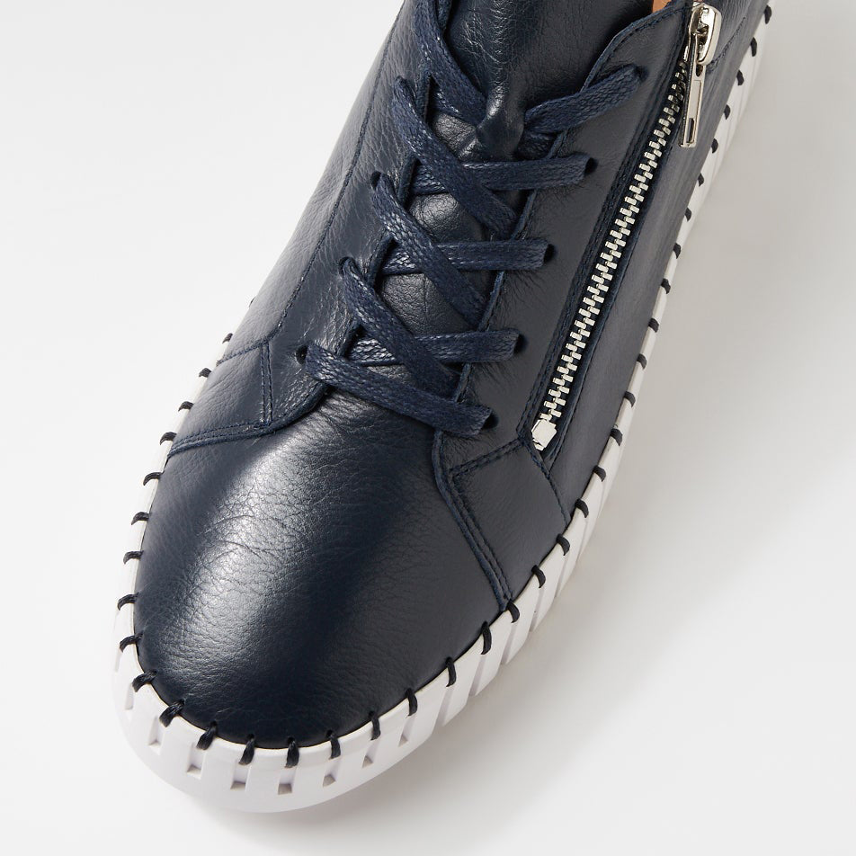 DJANGO & JULIETTE BUMP NAVY WHITE - Women sneakers - Collective Shoes 