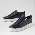 Load image into Gallery viewer, DJANGO & JULIETTE BUMP NAVY WHITE - Women sneakers - Collective Shoes 
