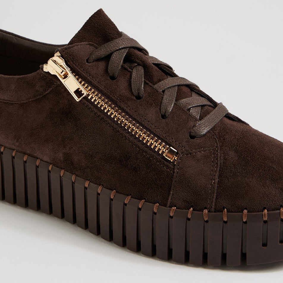DJANGO & JULIETTE BUMP CHOCO SUEDE - Women sneakers - Collective Shoes 
