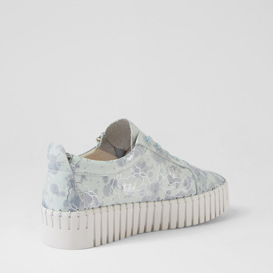 DJANGO & JULIETTE BUMP IVORY BLUE FLOWER - Women sneakers - Collective Shoes 