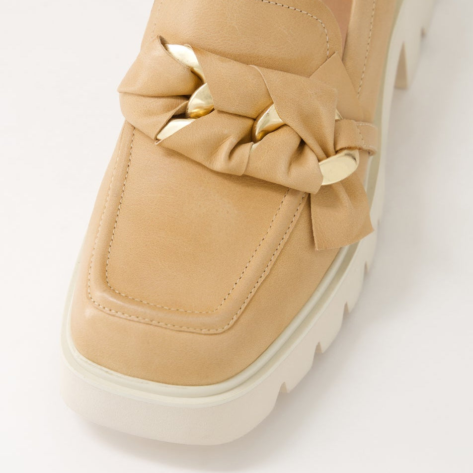 DJANGO & JULIETTE BIZMO CAPPUCCINO - Women Loafers - Collective Shoes 