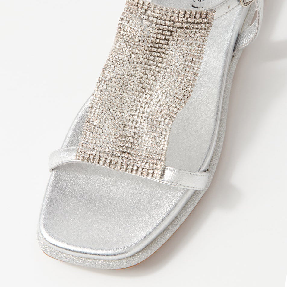 DJANGO & JULIETTE YERRYS SILVER - Women Sandals - Collective Shoes 